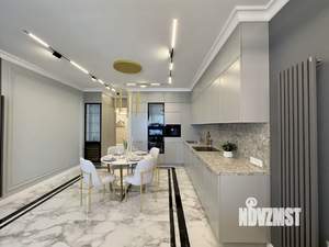 3-к квартира, вторичка, 70м2, 20/23 этаж