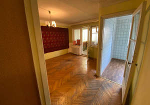 2-к квартира, вторичка, 46м2, 3/5 этаж