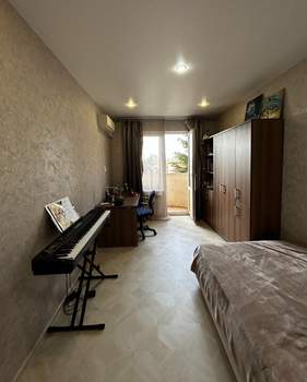 3-к квартира, вторичка, 100м2, 1/10 этаж