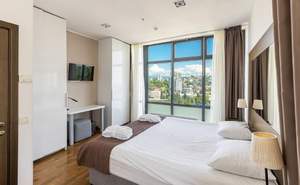 3-к квартира, вторичка, 140м2, 11/16 этаж