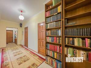 3-к квартира, вторичка, 120м2, 1/5 этаж