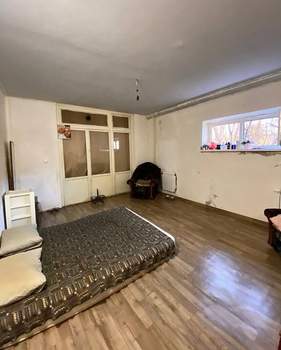 2-к квартира, вторичка, 63м2, 1/12 этаж