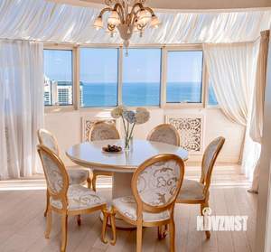 5-к квартира, вторичка, 290м2, 17/18 этаж