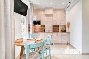 Студия квартира, вторичка, 31м2, 1/4 этаж