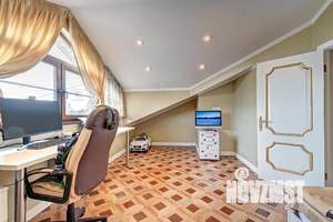 5-к квартира, вторичка, 200м2, 10/10 этаж