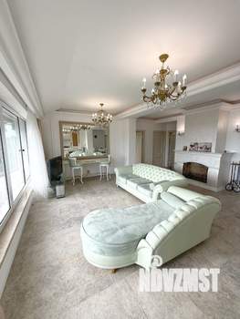 3-к квартира, вторичка, 146м2, 8/8 этаж