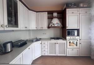 3-к квартира, вторичка, 110м2, 3/6 этаж