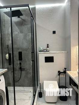 2-к квартира, вторичка, 45м2, 1/4 этаж