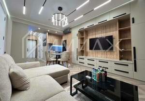 2-к квартира, вторичка, 80м2, 17/27 этаж