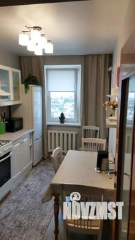2-к квартира, вторичка, 64м2, 8/9 этаж