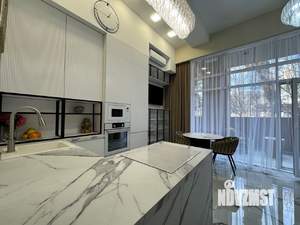 2-к квартира, вторичка, 68м2, 3/13 этаж