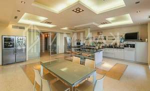 3-к квартира, вторичка, 125м2, 7/13 этаж