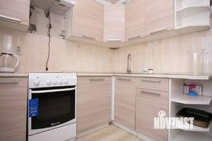 2-к квартира, вторичка, 62м2, 13/18 этаж