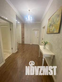 4-к квартира, вторичка, 150м2, 3/5 этаж