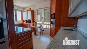 3-к квартира, вторичка, 81м2, 16/16 этаж