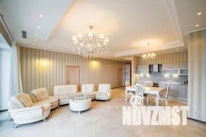 3-к квартира, вторичка, 90м2, 10/18 этаж