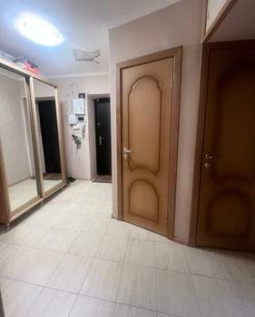 4-к квартира, вторичка, 75м2, 3/5 этаж