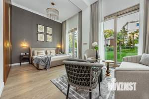 Студия квартира, вторичка, 46м2, 1/4 этаж