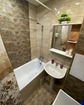 2-к квартира, вторичка, 65м2, 14/14 этаж