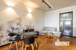 2-к квартира, вторичка, 96м2, 1/3 этаж