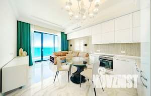 3-к квартира, вторичка, 100м2, 11/27 этаж