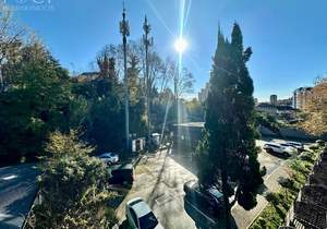 Студия квартира, вторичка, 80м2, 2/5 этаж