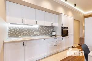 2-к квартира, вторичка, 65м2, 10/13 этаж