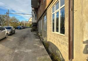 5-к квартира, вторичка, 243м2, 1/5 этаж