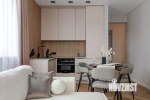 2-к квартира, вторичка, 63м2, 14/18 этаж