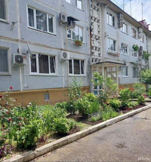 2-к квартира, вторичка, 54м2, 1/3 этаж