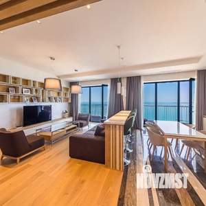 3-к квартира, вторичка, 170м2, 18/26 этаж