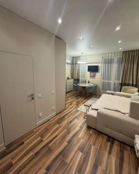 Студия квартира, вторичка, 40м2, 1/3 этаж