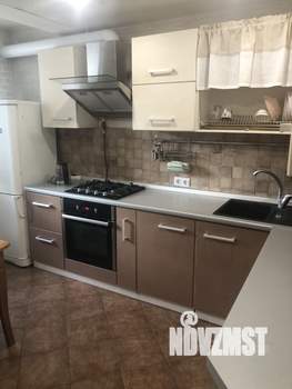 2-к квартира, вторичка, 57м2, 1/5 этаж