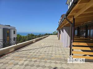 2-к квартира, вторичка, 52м2, 1/3 этаж