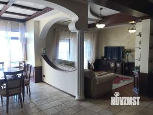 4-к квартира, вторичка, 224м2, 9/9 этаж