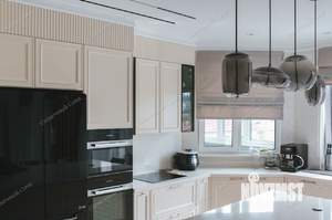 3-к квартира, вторичка, 130м2, 9/16 этаж