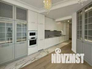 3-к квартира, вторичка, 95м2, 7/22 этаж