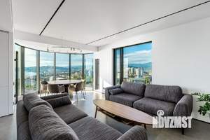 3-к квартира, вторичка, 70м2, 24/27 этаж