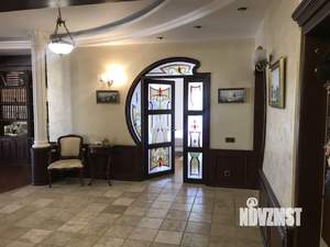 4-к квартира, вторичка, 224м2, 9/9 этаж