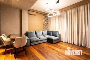 2-к квартира, вторичка, 67м2, 3/5 этаж