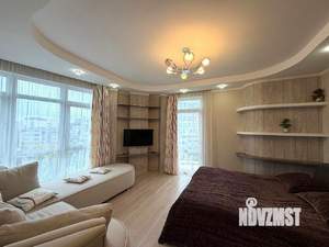 2-к квартира, вторичка, 104м2, 10/18 этаж