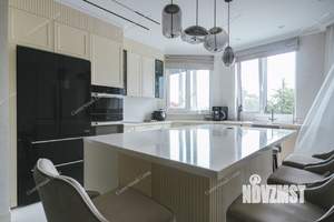 3-к квартира, вторичка, 130м2, 9/16 этаж