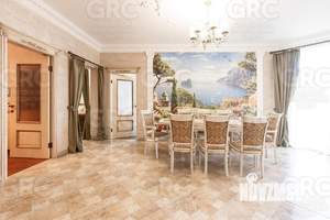 5-к квартира, вторичка, 147м2, 8/18 этаж