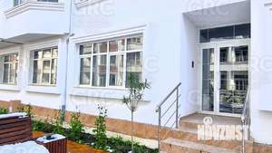 2-к квартира, вторичка, 56м2, 1/4 этаж