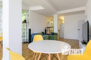 3-к квартира, вторичка, 140м2, 2/3 этаж