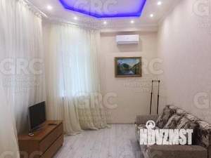 2-к квартира, вторичка, 61м2, 1/4 этаж