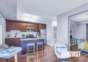 1-к квартира, вторичка, 37м2, 7/18 этаж