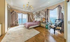 3-к квартира, вторичка, 100м2, 10/25 этаж