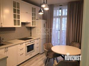 2-к квартира, вторичка, 64м2, 6/18 этаж