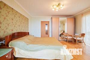 3-к квартира, вторичка, 156м2, 16/22 этаж